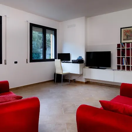 بيت ضيافة Su Alevraxi Villagrande Strisaili